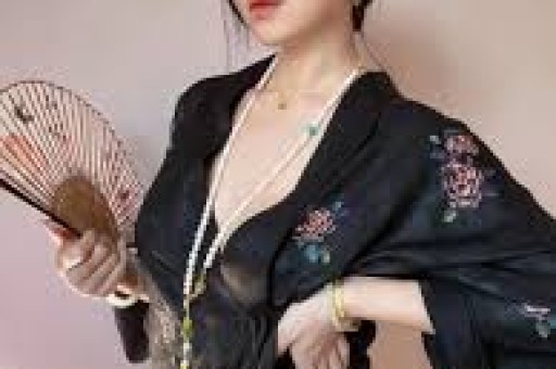 深夜爆大瓜！蔡卓妍结婚不足1月突陷婚变多项黑料彻底翻车